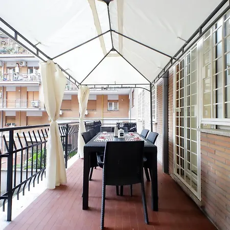 Lovely With Terrace Near The Vatican *